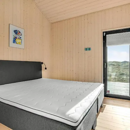Three-bedroom Holiday In Prázdninový dům *